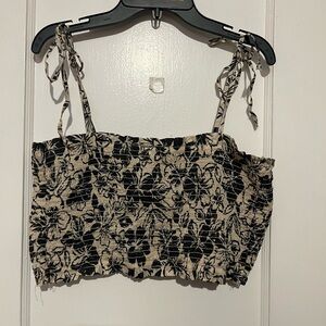 American eagle flower crop top summer shirt with ridges